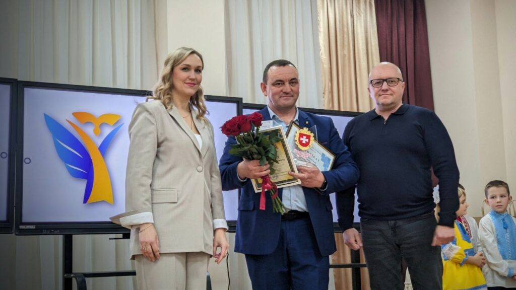 1 Відомо, хто став переможцем конкурсу «Вчитель року – 2025» на Рівненщині