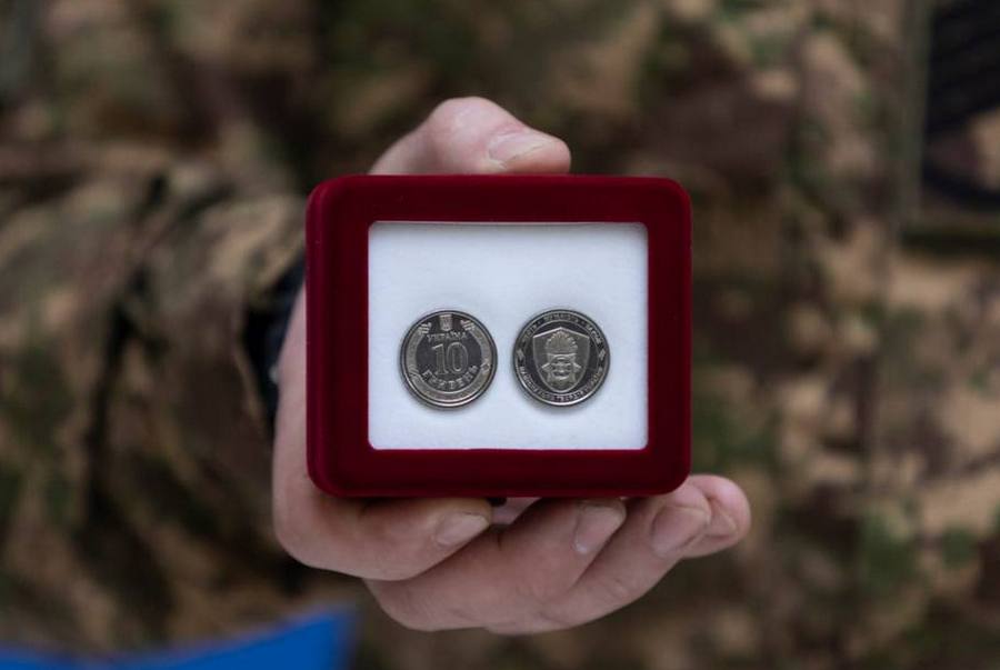 1 До Дня Національної гвардії України випустили нову памʼятну монету