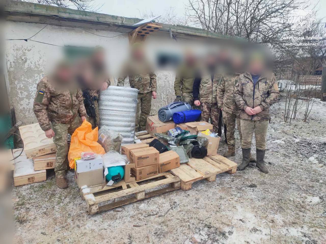 Учні рівненських шкіл здали заборонені електропристрої для військових 0000