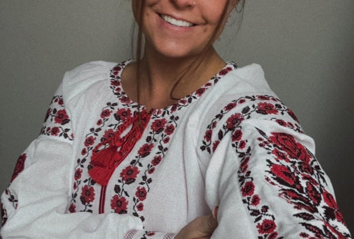 Ветеран з Рівненщини подарував вишиванки своїм колегам-спортсменам з США