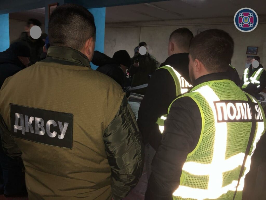 1 На Рівненщині перекрили канал постачання наркотиків до в’язниці