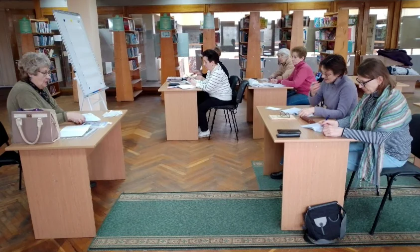 1 У Рівному працює безкоштовний гурток з вивчення української мови та літератури