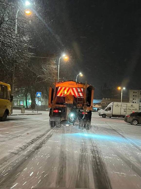 1 Рівненські комунальники готуються до снігопаду