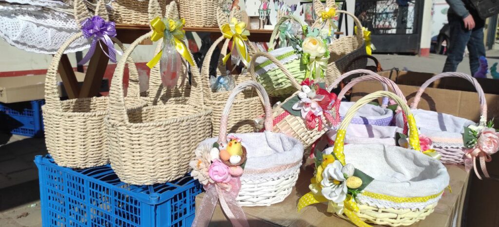 1 Скільки коштують великодні прикраси на ринках Рівненщини