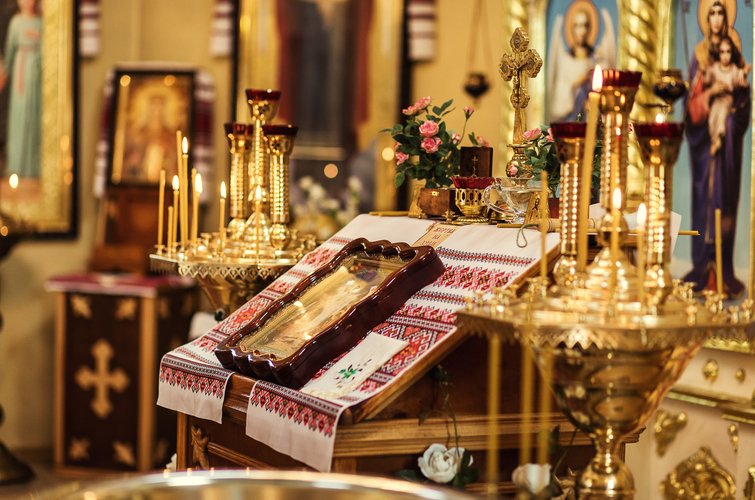 Великдень 2025: чи скоротять комендантську годину на Рівненщині