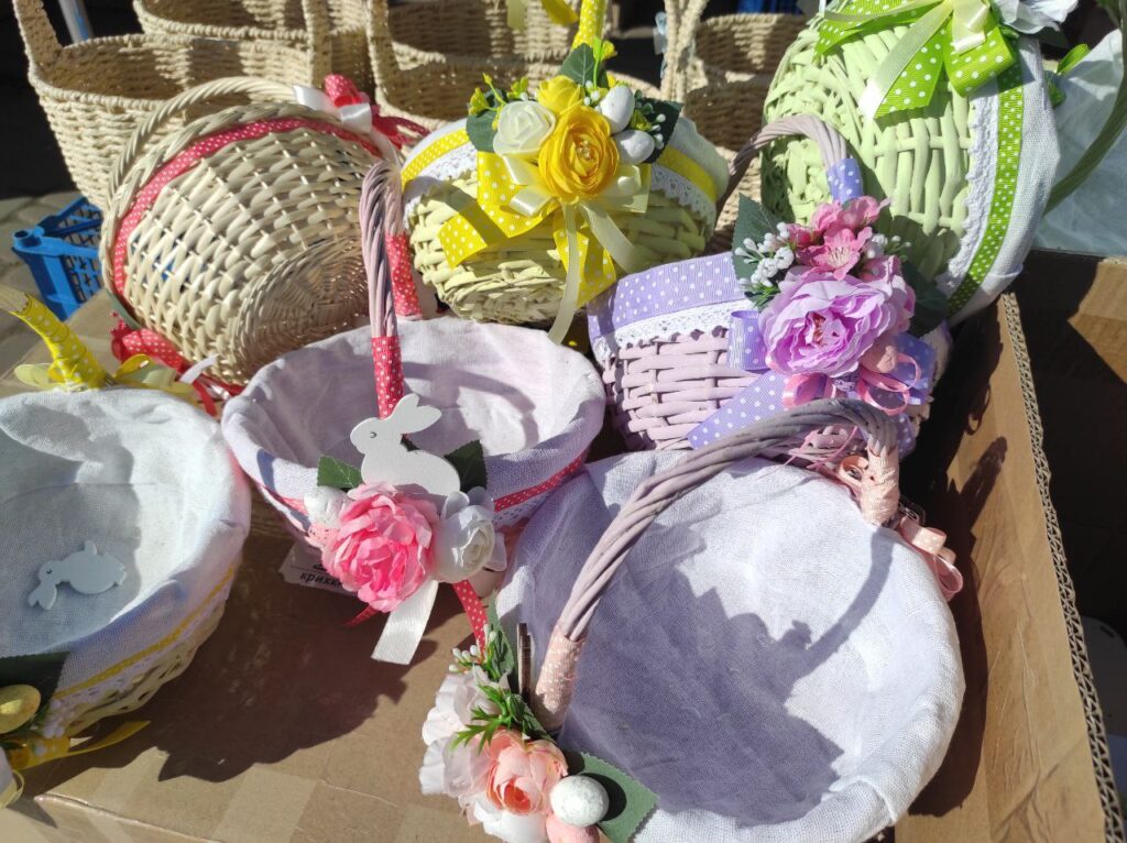 1 Скільки коштують великодні прикраси на ринках Рівненщини