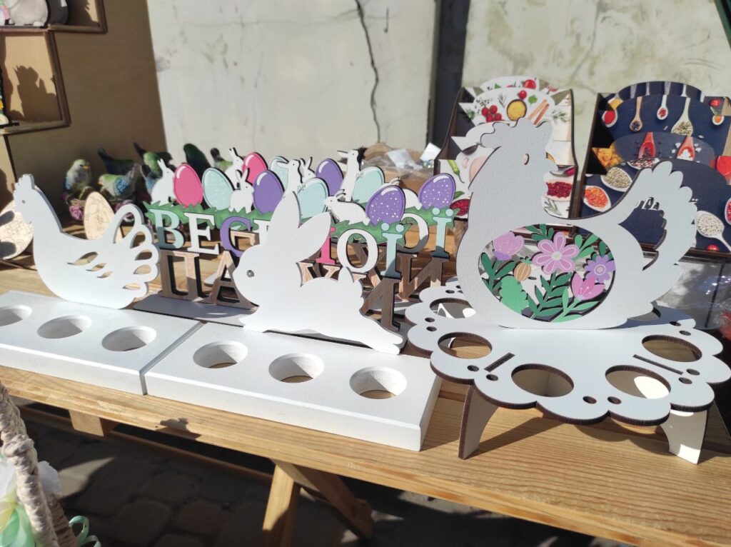 1 Скільки коштують великодні прикраси на ринках Рівненщини