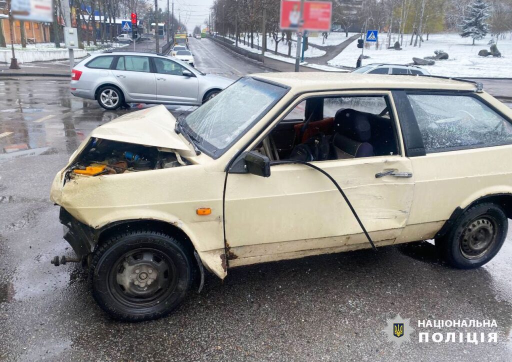 1 Відомі деталі зіткнення автомобіля з каретою швидкої у Рівному