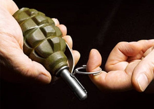 На Рівненщині внаслідок вибуху запалу до гранати постраждав молодик