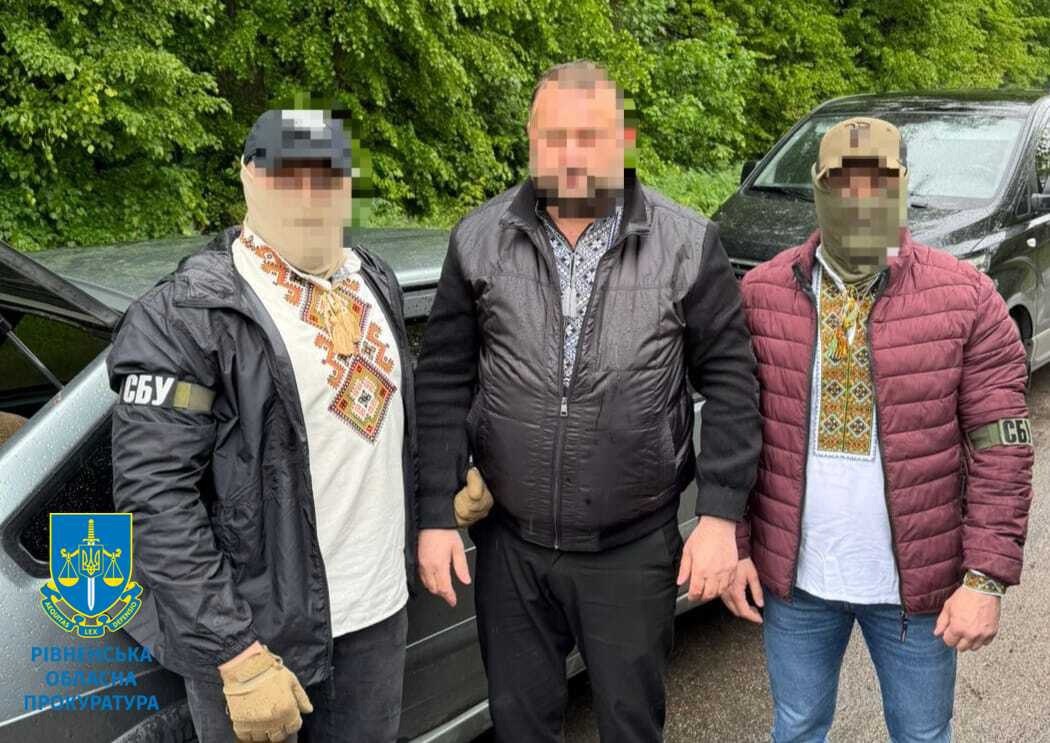 Голова громади з Рівненщини попався на хабарі