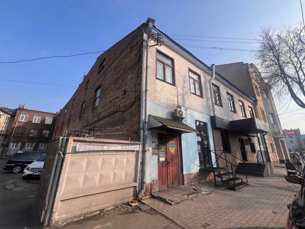 1 Скандальне приміщення у центрі Рівного замість продажу планують обміняти