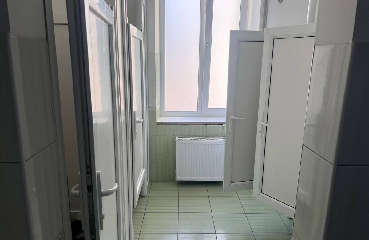 Рівненський «Текстильник» переробить вбиральню за майже півмільйона гривень