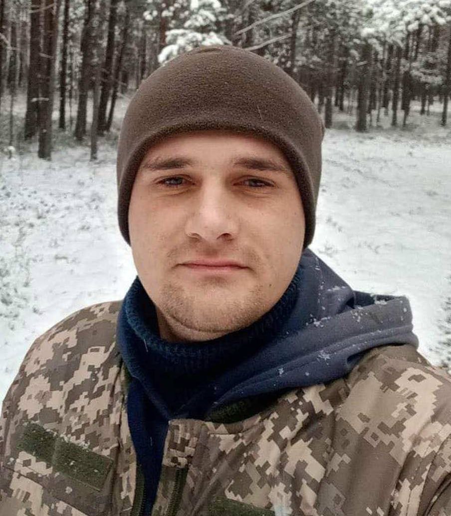 ДНК-експертиза підтвердила загибель молодого багатодітного військового з Вараша 0000