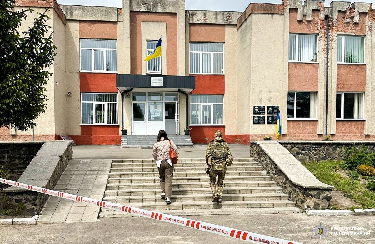 Псевдомінування через помсту: у Дубні 16-річний школяр “замінував” ліцей