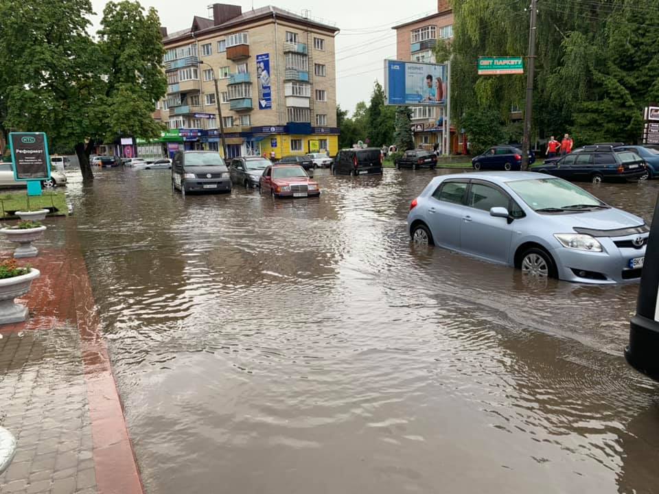 Затопленим вулицям у Рівному не бути: близько 3 млн євро грантових коштів та співпраця з польськими партнерами