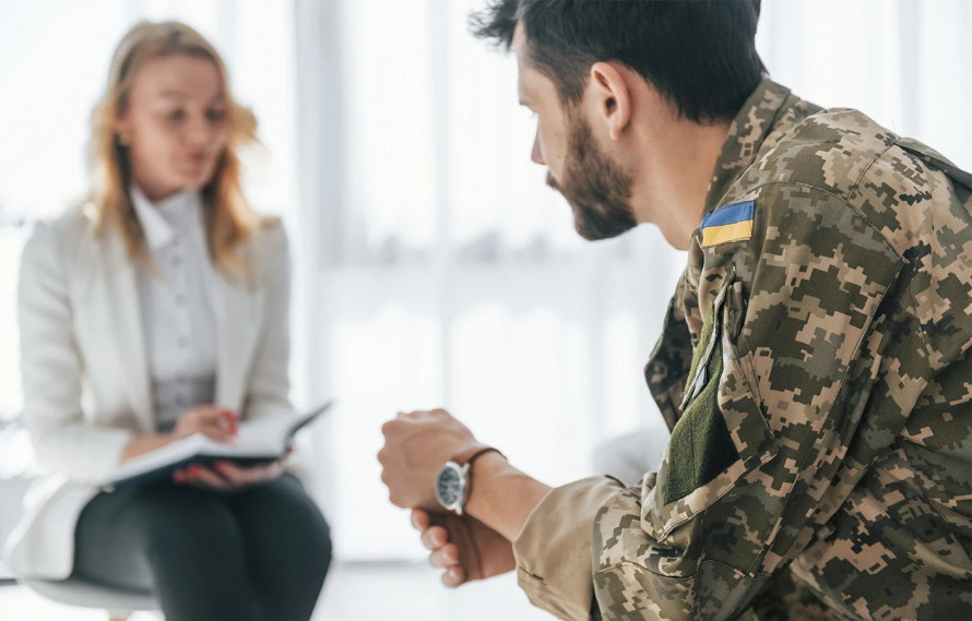 У громадах Рівненщини шукають фахівців із супроводу ветеранів: як подати заявку
