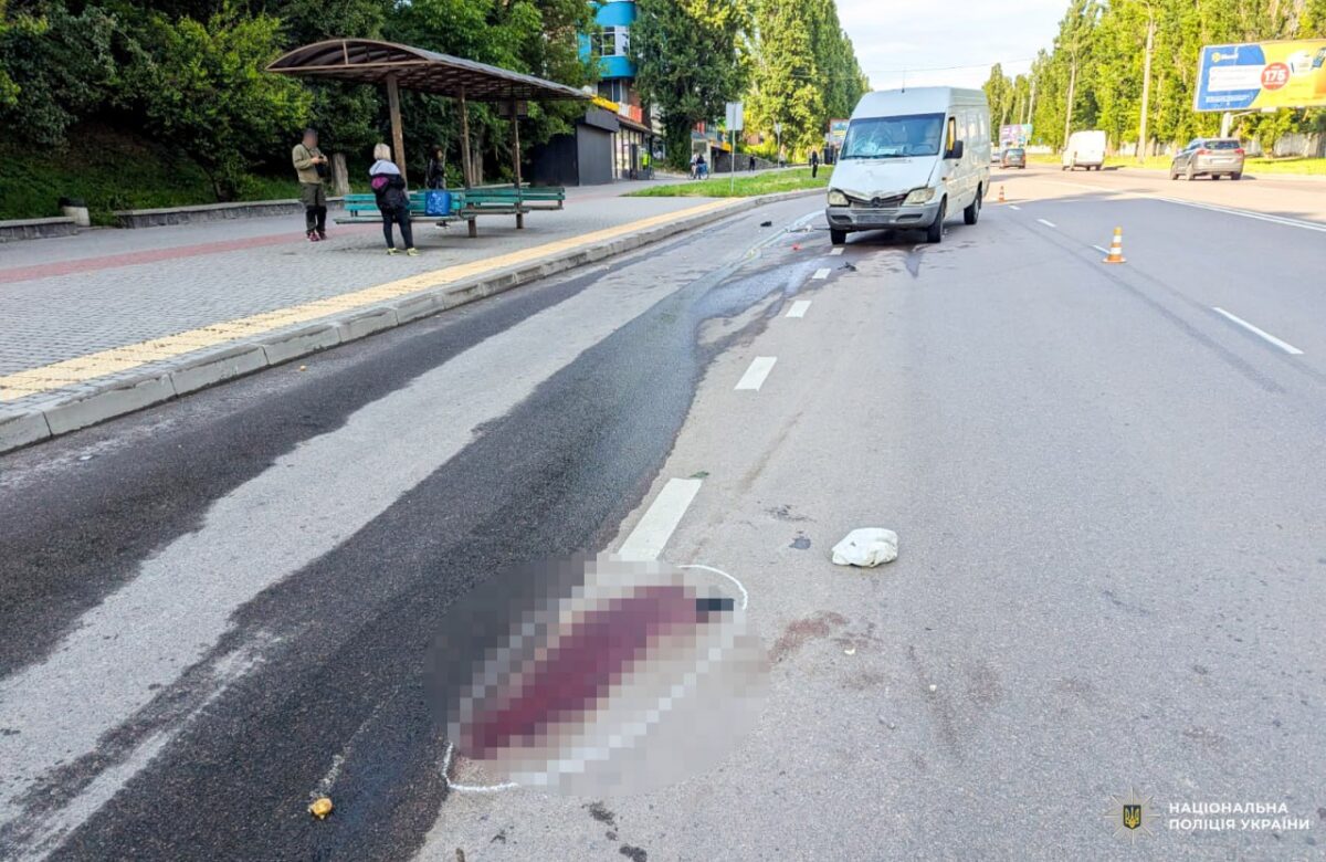 Під колесами авто у Рівному загинув чоловік, що перебігав дорогу