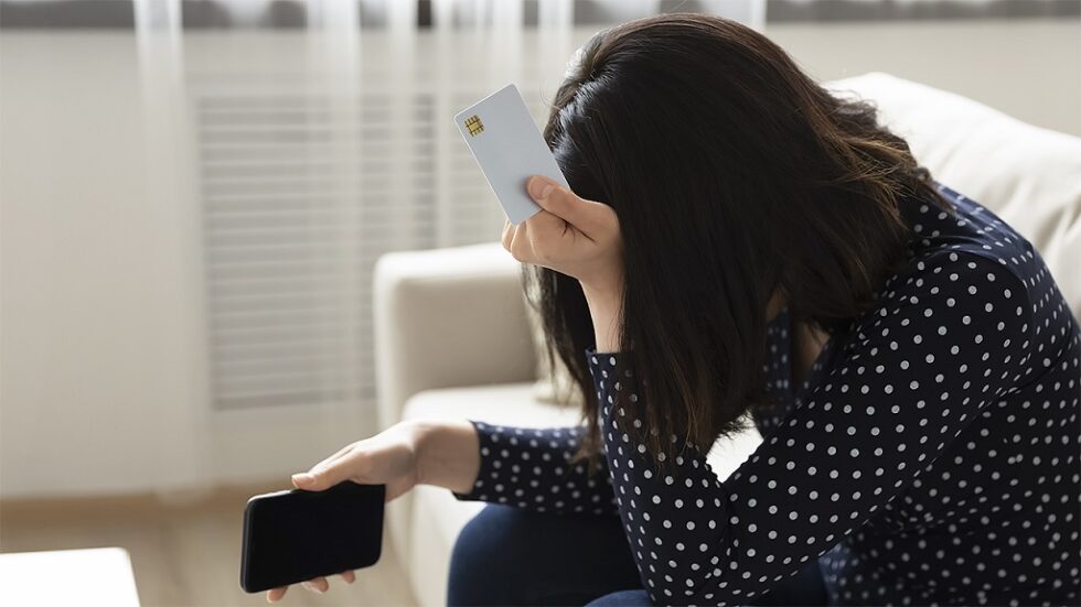 Рівнянка потрапила у пастку телефонного шахрая та втратила п’ять тисяч