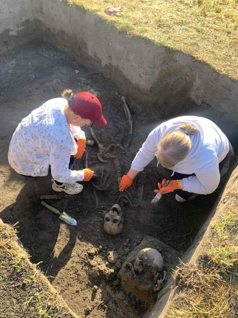 1 На Рівненщині знайшли унікальні артефакти 1000 літньої давності