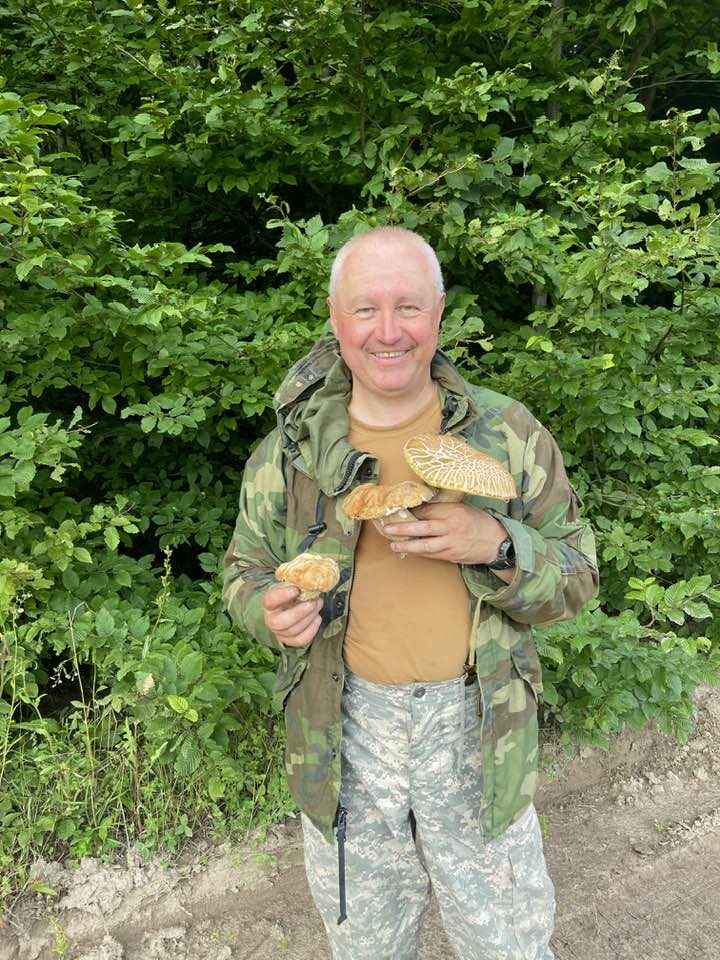 1 На Рівненщині почався грибний сезон: кошики повні білих, лисичок і маслюків