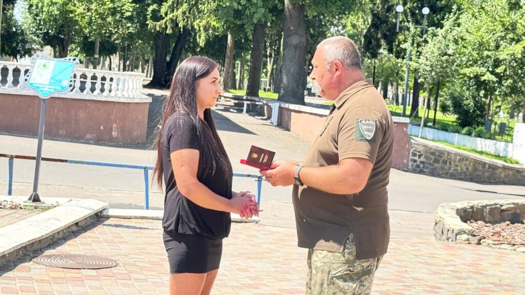 1 Два роки чекали на повернення: захисника з Рівненщини посмертно нагородили орденом «За мужність»