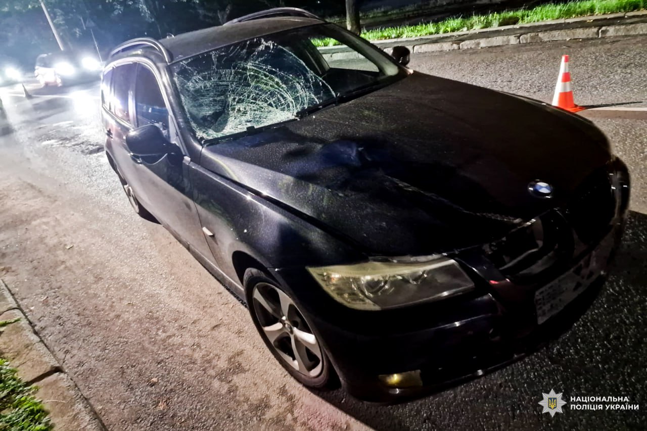 Відомо, хто загинув під колесами BMW у Рівному 0000