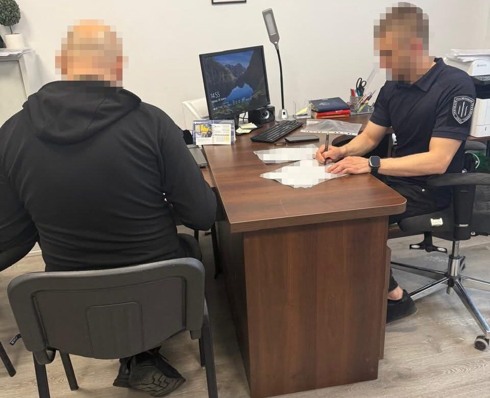 Працівник СІЗО поставляв наркотики в ізолятор через кохання: деталі розлідування