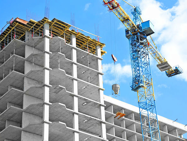 Змушені платити: забудовник у Рівному повернув місту понад 2,5 мільйони гривень