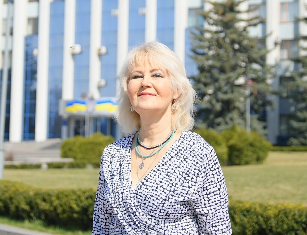 1 Крісло директора «Ветеранського простору» у Рівному: депутати обиратимуть між чинною очільницею та її підлеглим