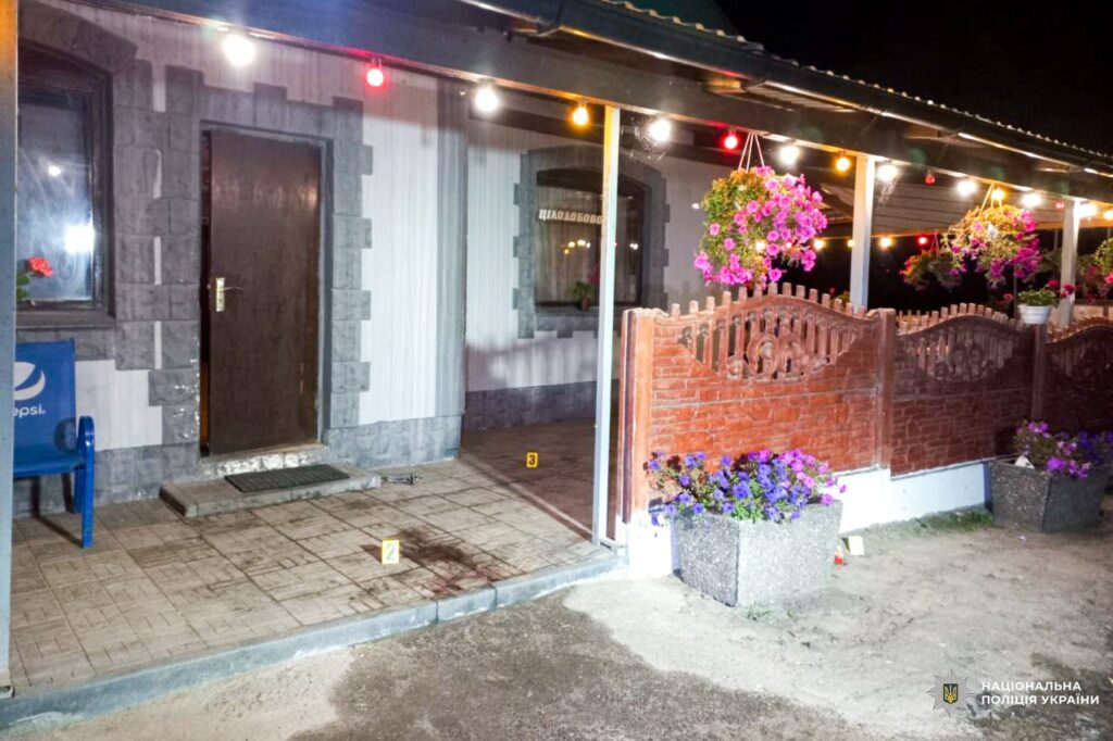 1 На Рівненщині чоловік зарізав знайомого під час бійки в кафе