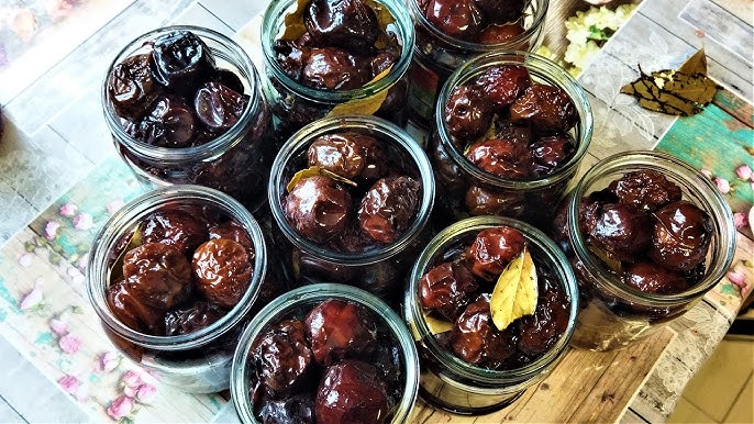 1 ТОП-5 заготовок із слив, які ви захочете готувати щороку