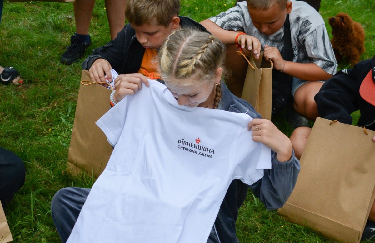 «Тиша без шахедів»: Рівненський санаторій «Червона Калина» став прихистком для дітей із прифронтового Запоріжжя