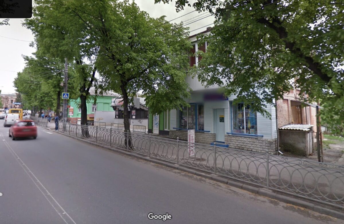 Ласий шматок у серці Рівного: мерія виставила на аукціон приміщення неподалік Пивзаводу