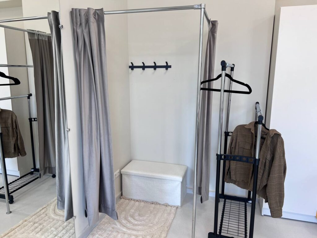 1 Новий погляд на ремонт одягу: у Рівному на Щасливому відкрилось стильне ательє "ReStyle"