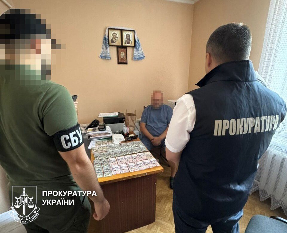 У Рівному викрили колишнього лікаря на хабарі за оформлення інвалідності