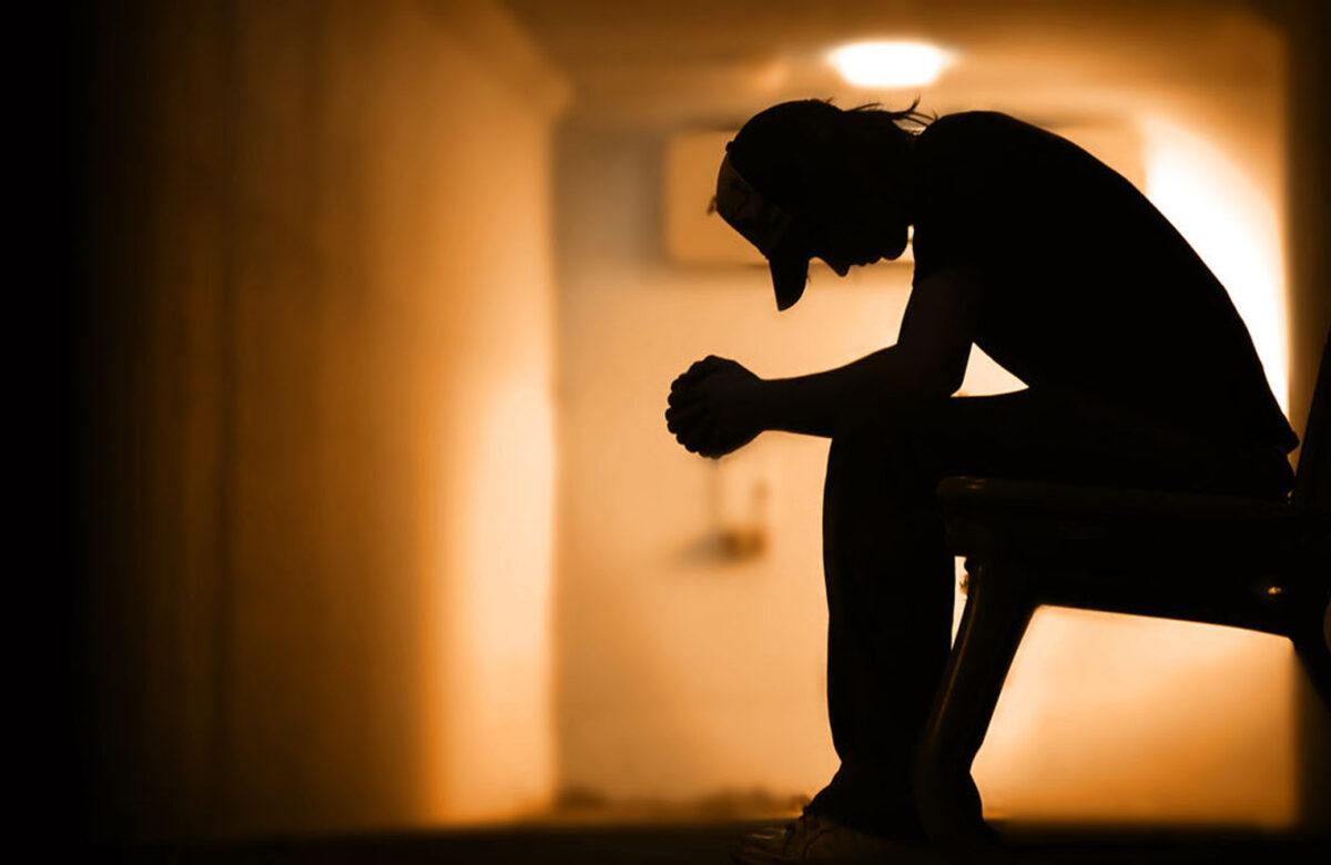 Всесвітній день запобігання самогубствам: куди звертатися і як допомогти