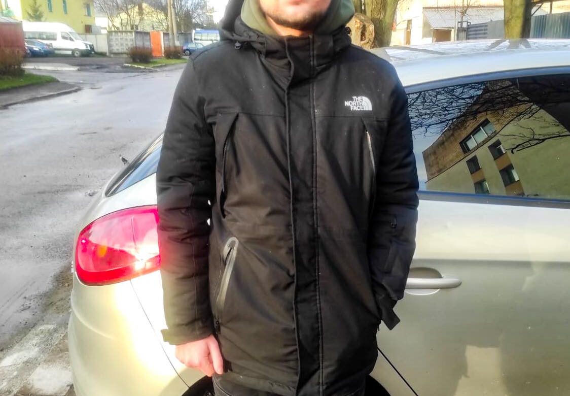 Поліція шукає шахрая з Рівного, який ошукав 20 людей на 300 тисяч гривень