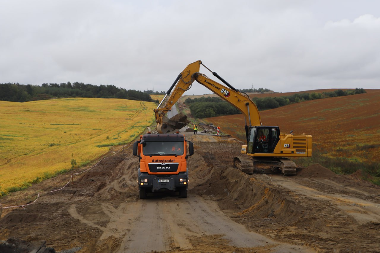 Будівництво Північного обходу Рівного відновлено: рух можуть відкрити вже до кінця року 0000