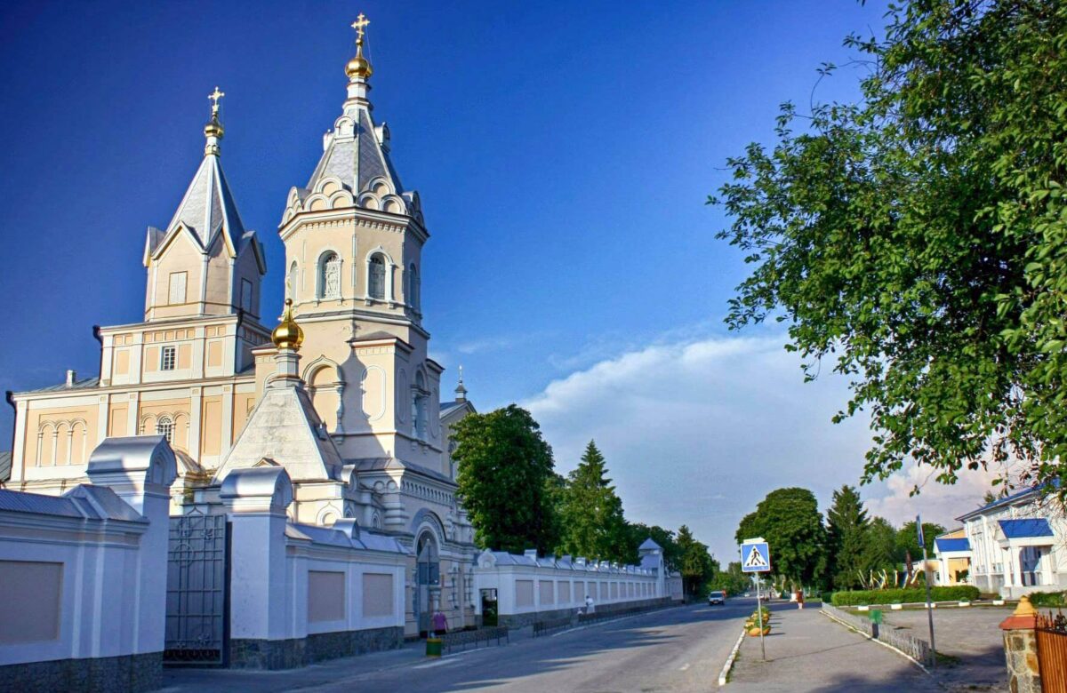 На Рівненщині виявили монастир, який напряму підпорядковується Москві