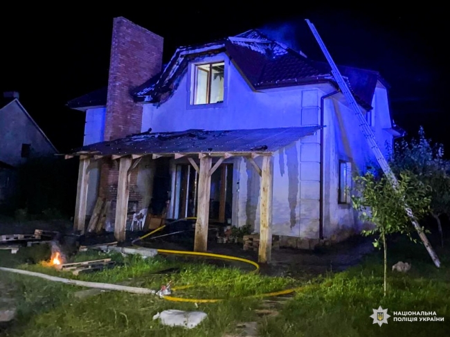 Жителя Острога, який підпалив будинок колишньої, запроторять до психлікарні 0000