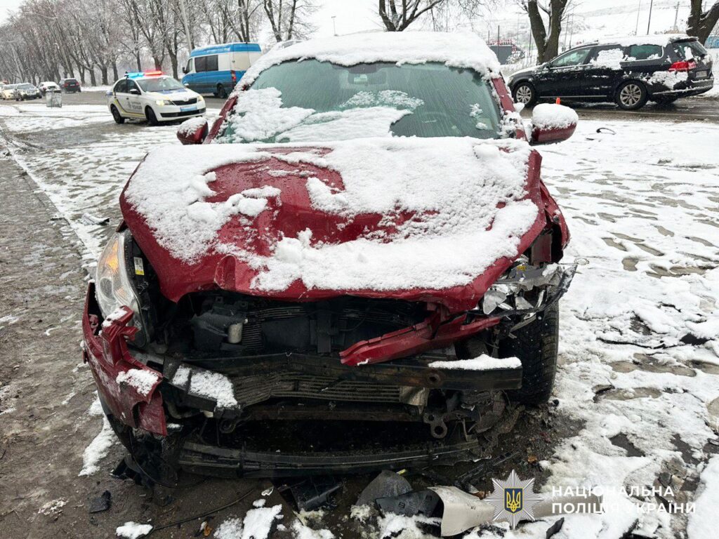 1 У Рівному ДТП з постраждалими: водій виїхав на зустрічну