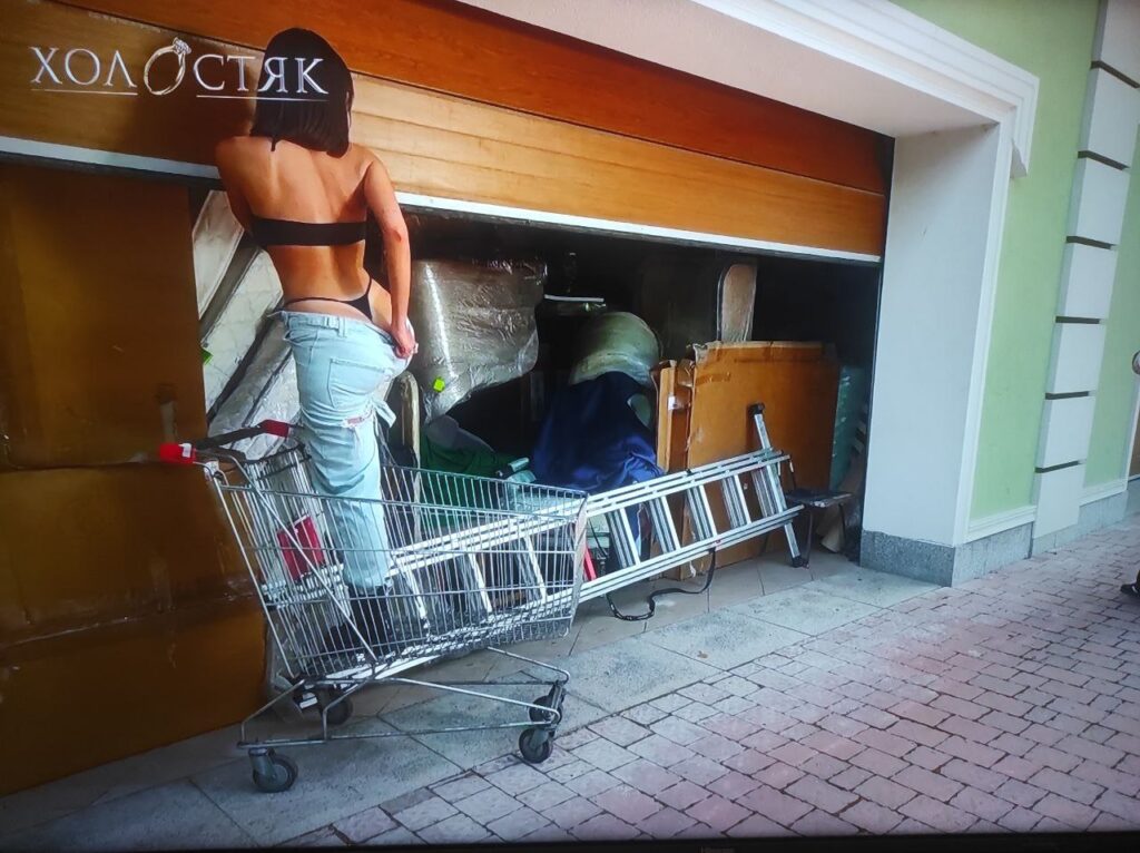 1 Рівнянка показала сідниці на «Холостяку», але не вразила Цимбалюка і залишила шоу (ФОТО)