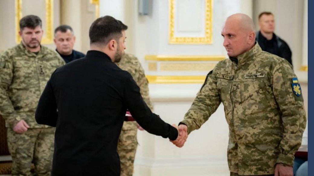 Президент нагородив воїна з Рівненщини, який 47 днів стримував ворога, будучи пораненим