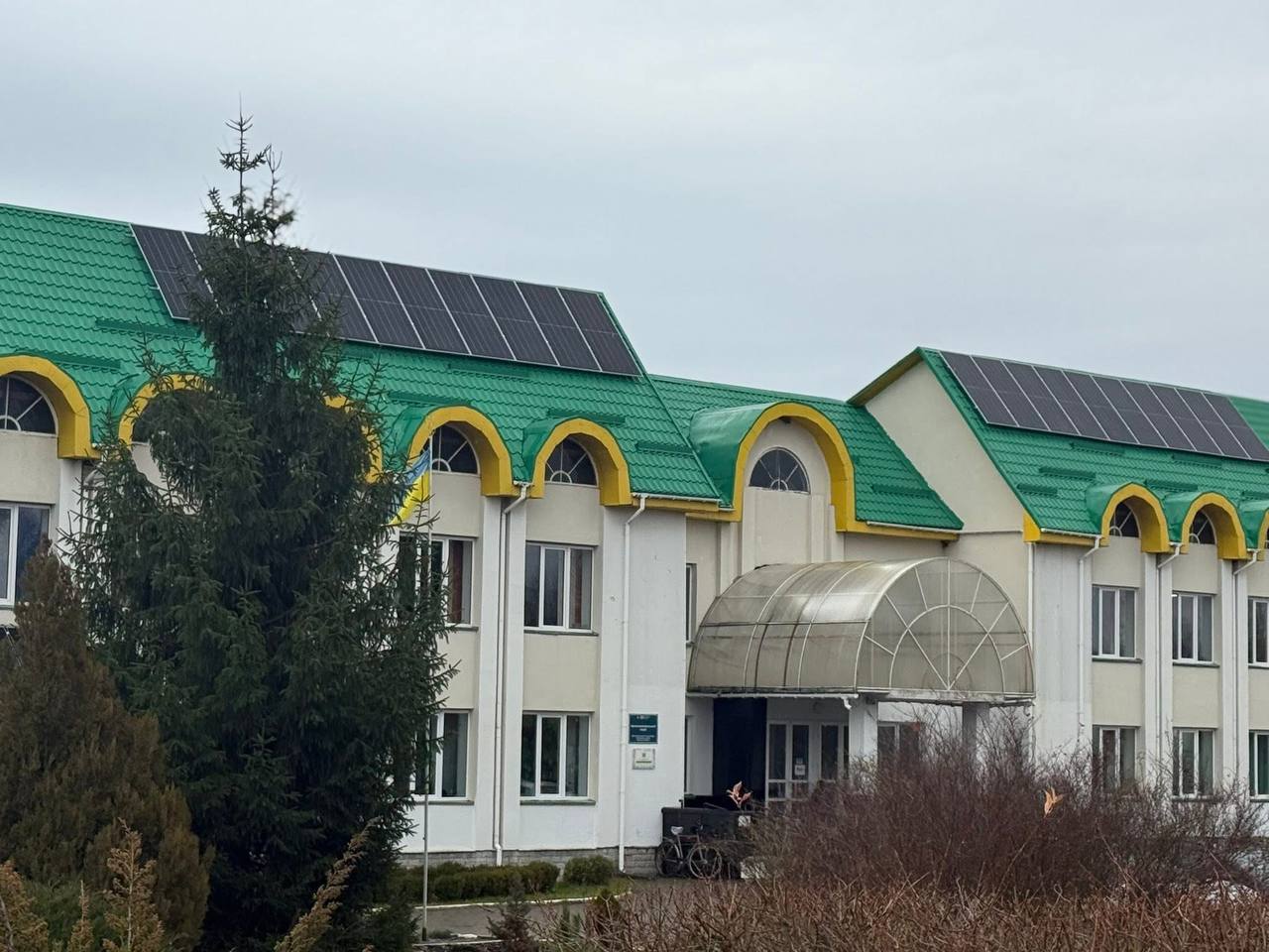 У сільському ліцеї на Рівненщині діти навчатимуться навіть під час блекаутів 0000