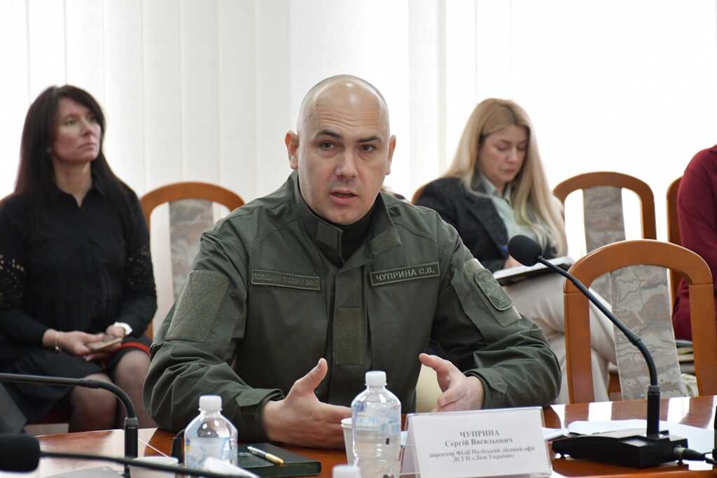 Пів мільйона щомісяця: екскерівник лісового офісу на Рівненщині задекларував розкішні доходи і нове майно 0000