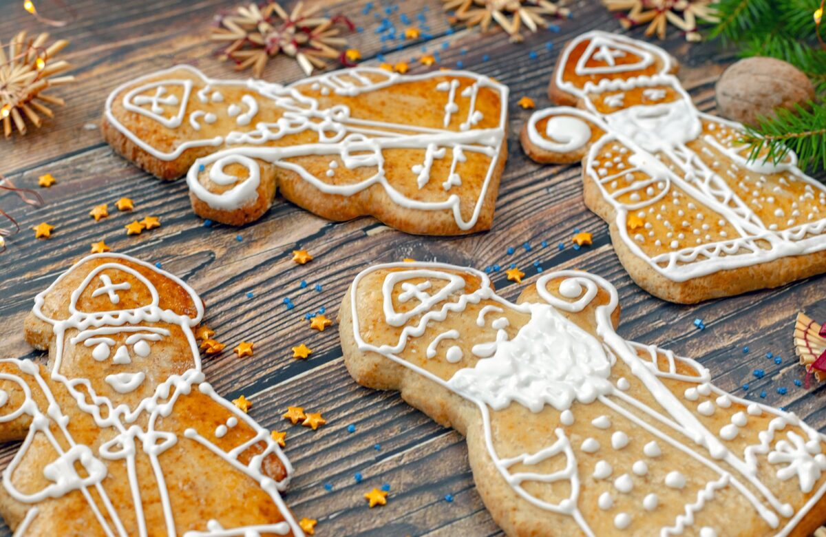 Як приготувати святкове печиво «Миколайчики»: класичний рецепт і поради з розпису