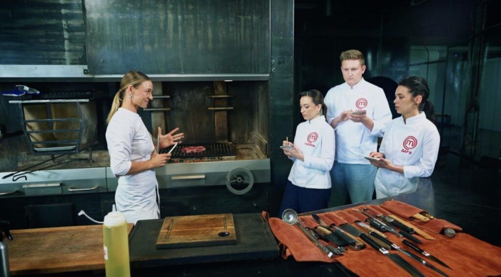 1 Рівнянка Галина Оруджева вибула з «МастерШеф-16» за крок до суперфіналу, але отримала пропозицію від Ярославського