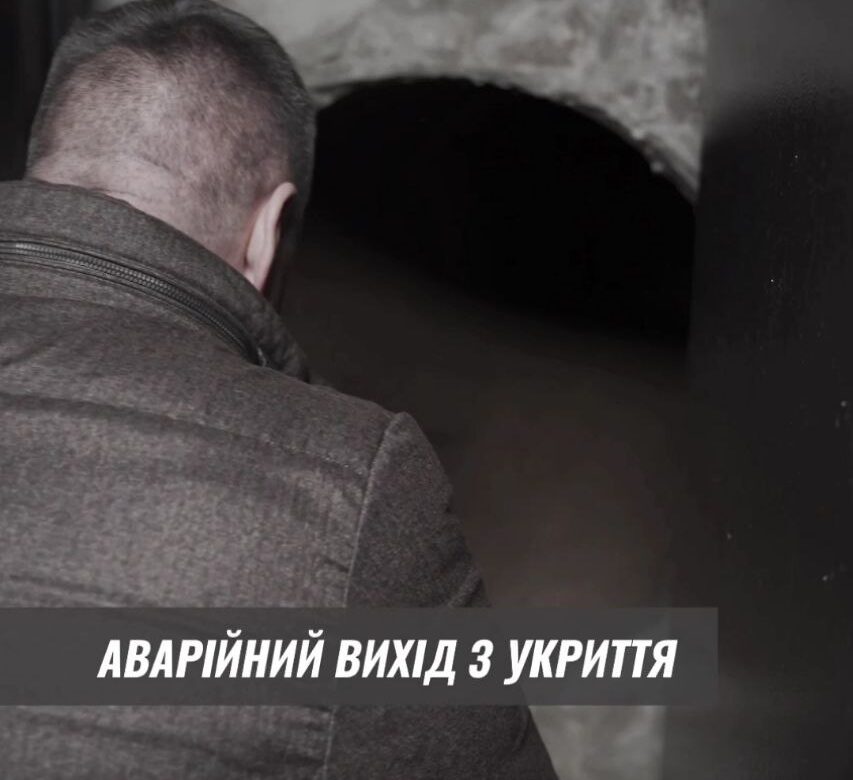 Вихід через трубу з чавунним люком: Віктор Шакирзян шокований станом укриття у садочку Рівного
