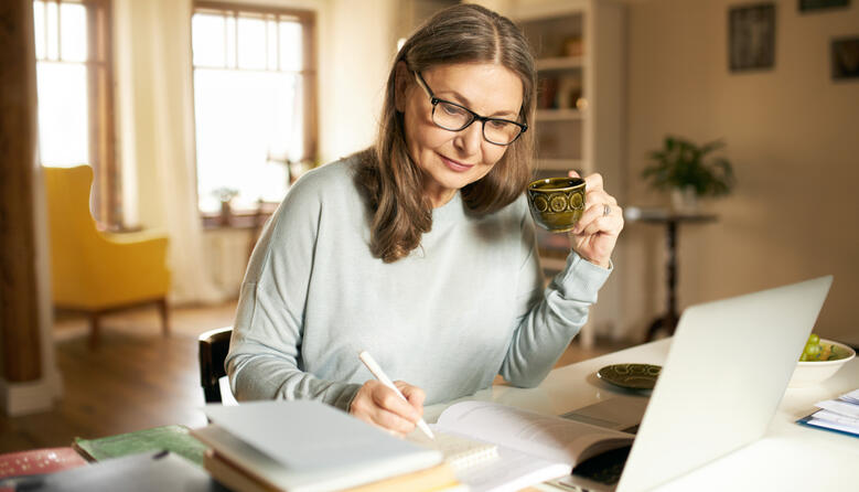 1 На Рівненщині частина пенсіонерів повинна обирати: або пенсія, або робота