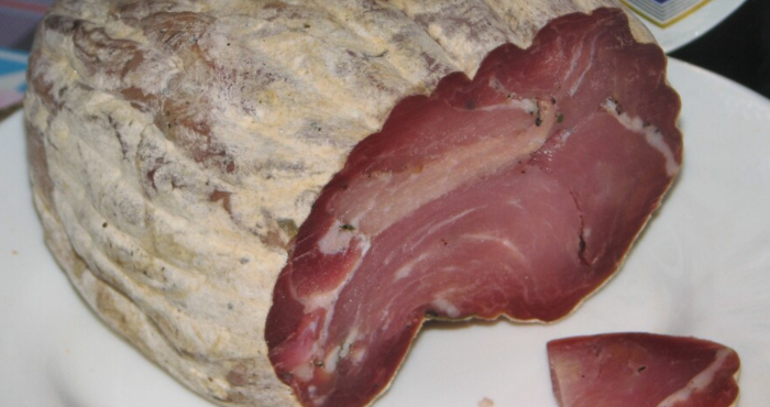 1 Мацик за 65 000 євро, «гінея» та релігія метанолу: чому Рівне — це стан душі, який не зрозуміти чужим